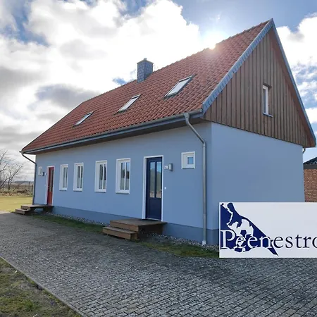 Am Peenehafen Karlshagen